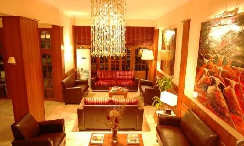 Life Hotel