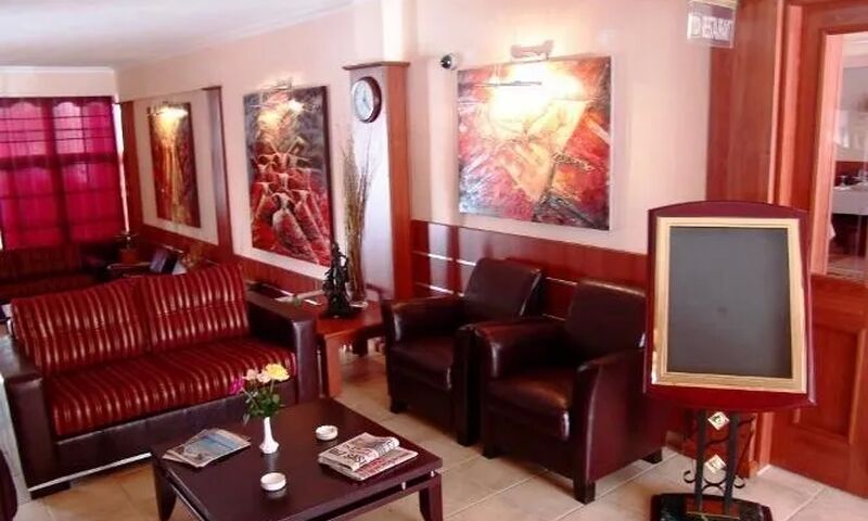 Life Hotel