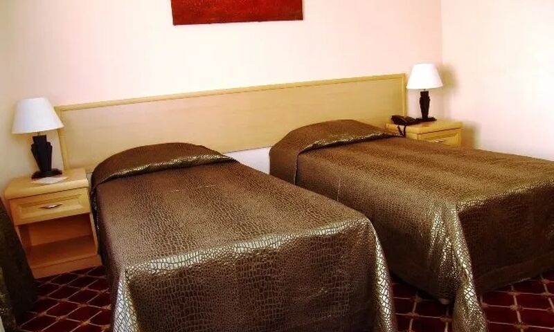 Life Hotel