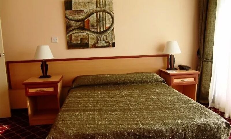 Life Hotel