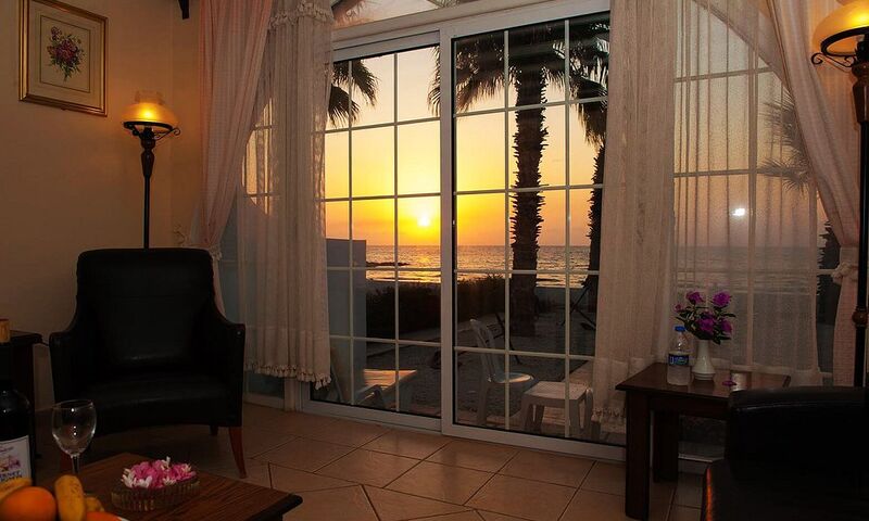 Long Beach Hotel