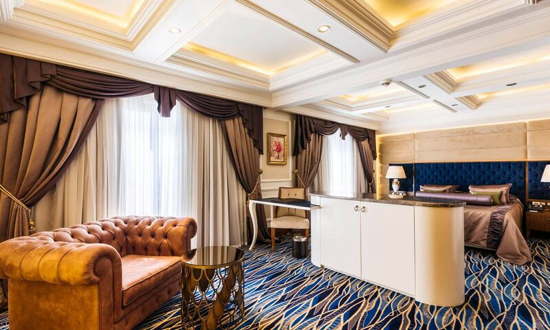Lord's Palace Hotel & SPA 