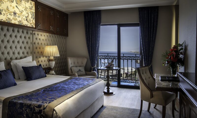 Lord's Palace Hotel & SPA 