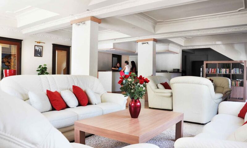 Manolya Hotel