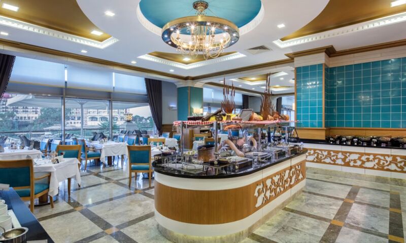 Merit Royal Hotel & Casino