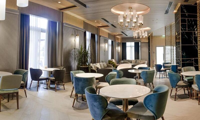 Rocks Hotel