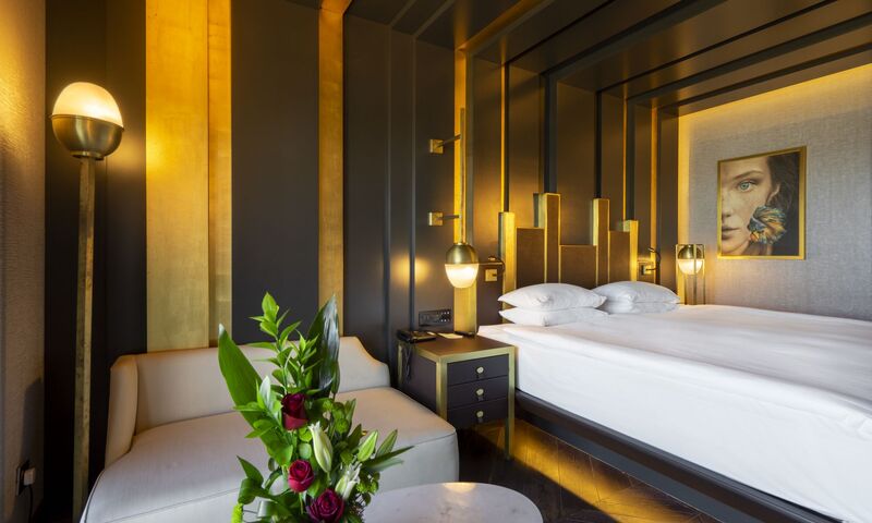 Rocks Hotel