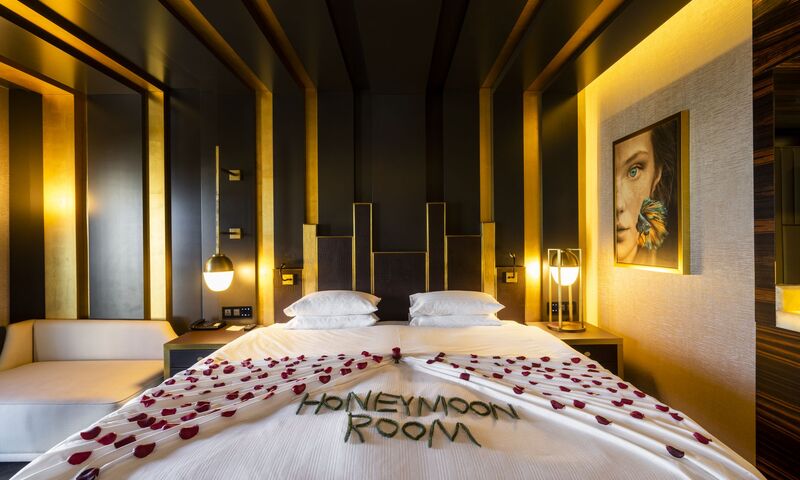 Rocks Hotel