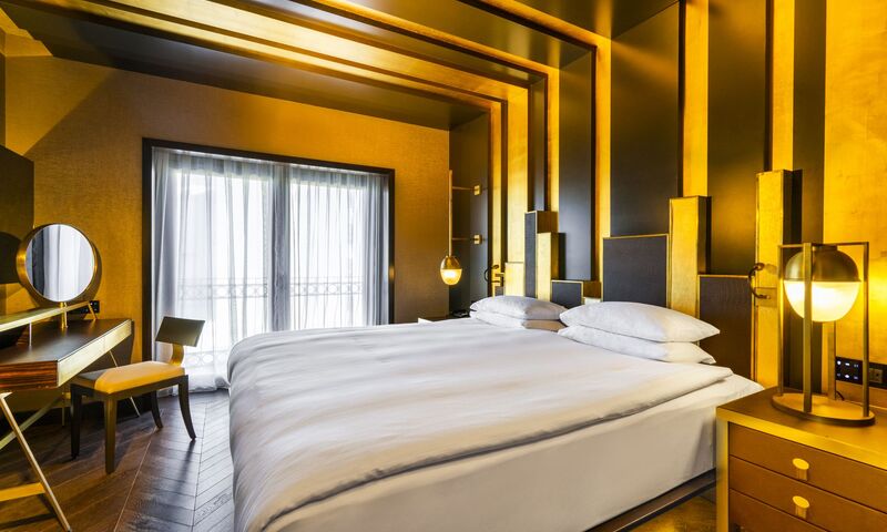 Rocks Hotel