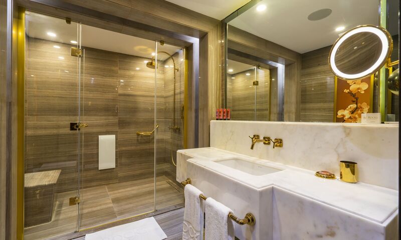 Rocks Hotel