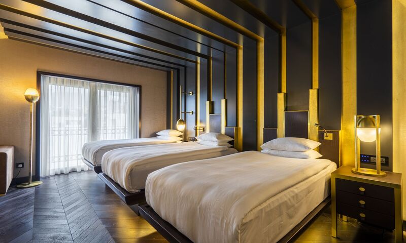 Rocks Hotel