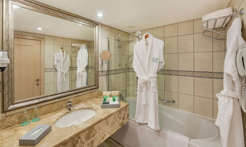 Starlight Resort Hotel