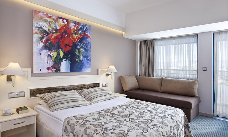 Starlight Resort Hotel