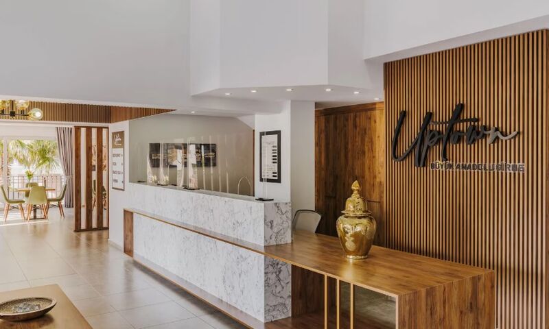 Uptown Büyük Anadolu Girne Hotel
