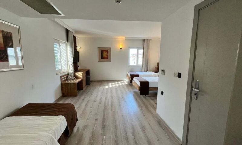 Uptown Büyük Anadolu Girne Hotel
