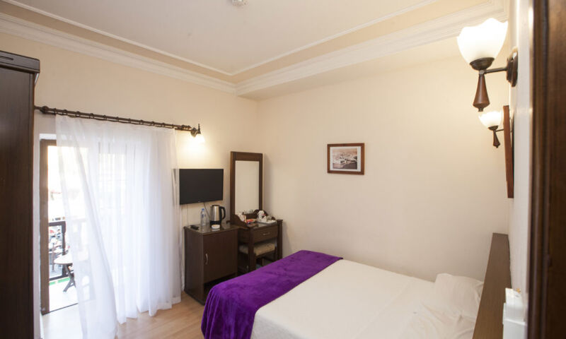 White Pearl Hotel
