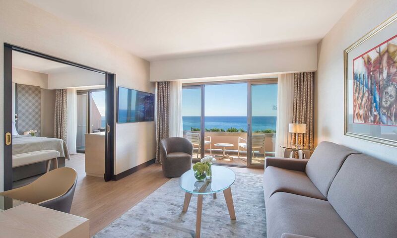 Four Seasons Hotel 
