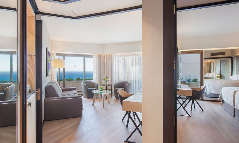 Four Seasons Hotel 