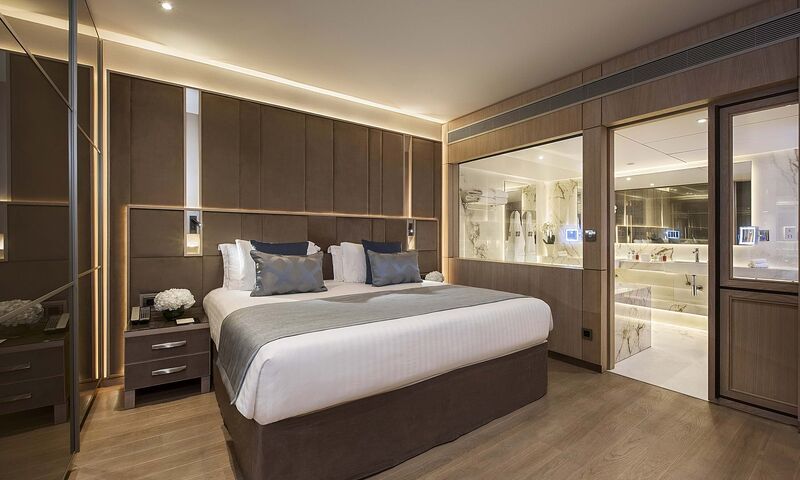 Four Seasons Hotel 