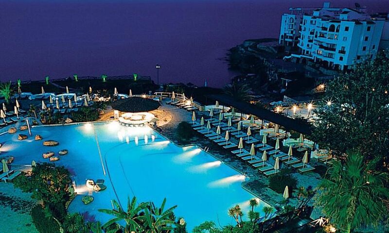 Jasmine Court Hotel & Casino 