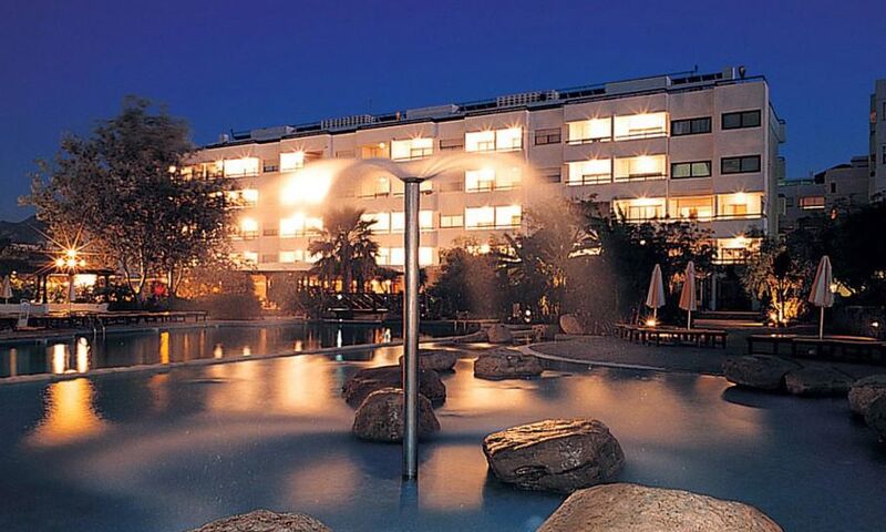 Jasmine Court Hotel & Casino 
