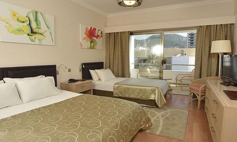 Jasmine Court Hotel & Casino 