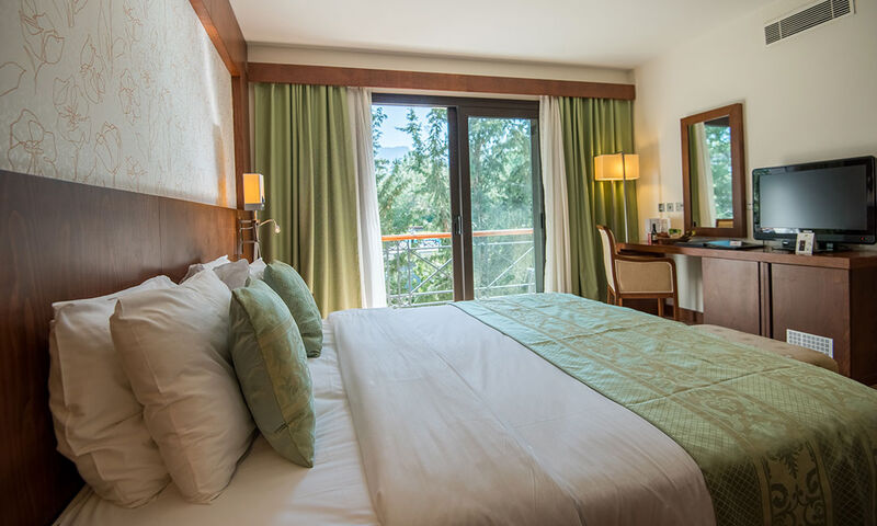 Korıneum Golf & Beach Resort