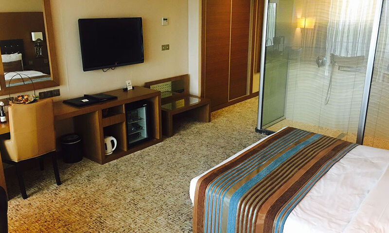 Korıneum Golf & Beach Resort