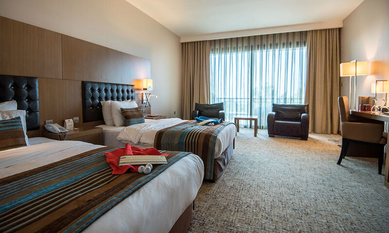 Korıneum Golf & Beach Resort