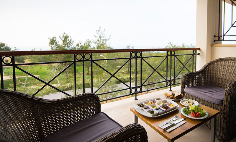 Korıneum Golf & Beach Resort