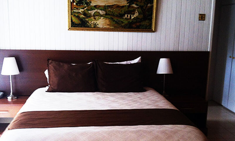 La Hotel & Resort