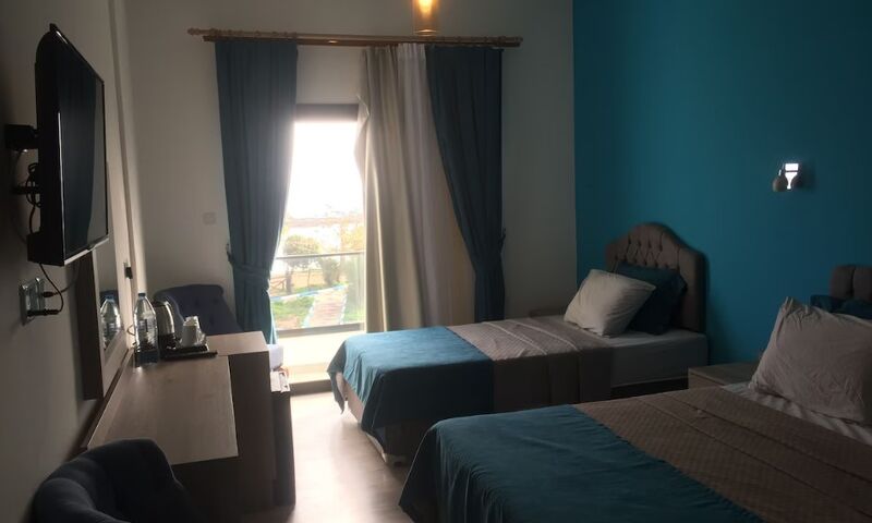 Livana Hotel