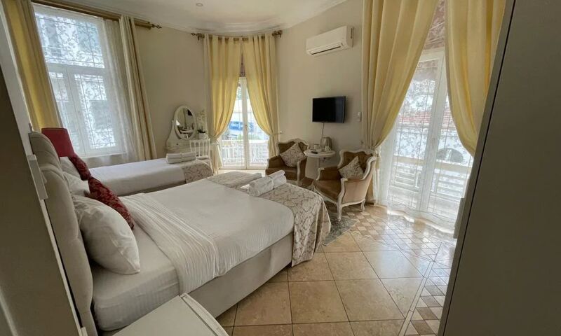 Lords Residence Butik Hotel