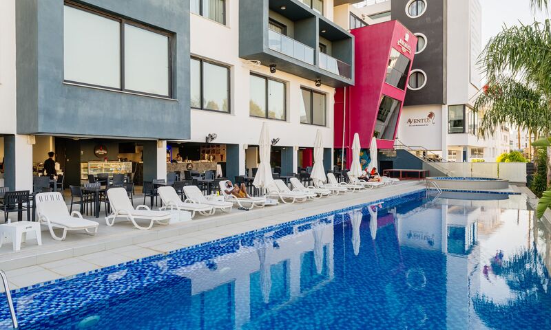 Royal Palace Hotel