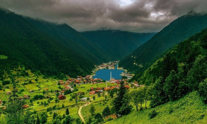 Uçaklı Karadeniz ve Batum Turu
