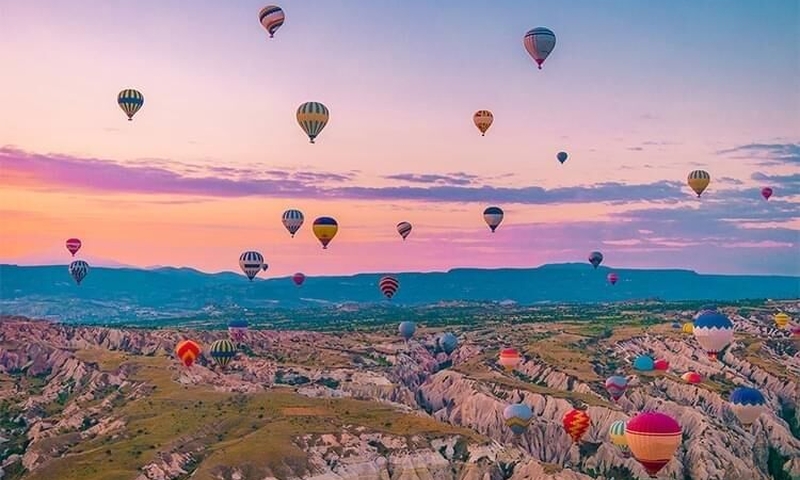 Uçaklı Kapadokya Turu