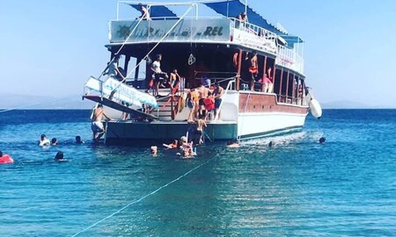 Çeşme Tekne Turu