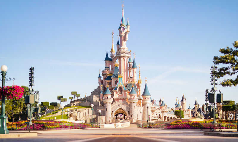 PARİS & DISNEYLAND TURU Pegasus Havayolları ile 4 gece