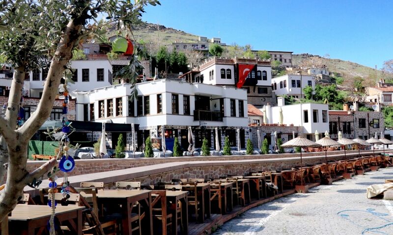 Şeb-i Arus ve Konya Turu