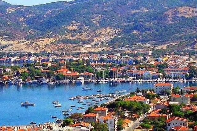 Foça Tekne Turu ( Günübirlik )