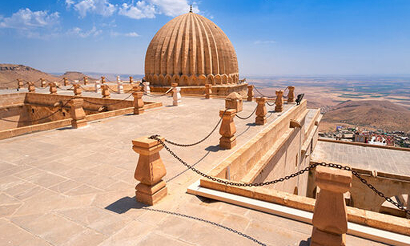 Uçaklı Butik Mardin Turu