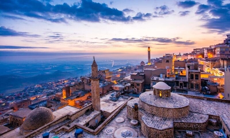 Uçaklı Butik Mardin Turu